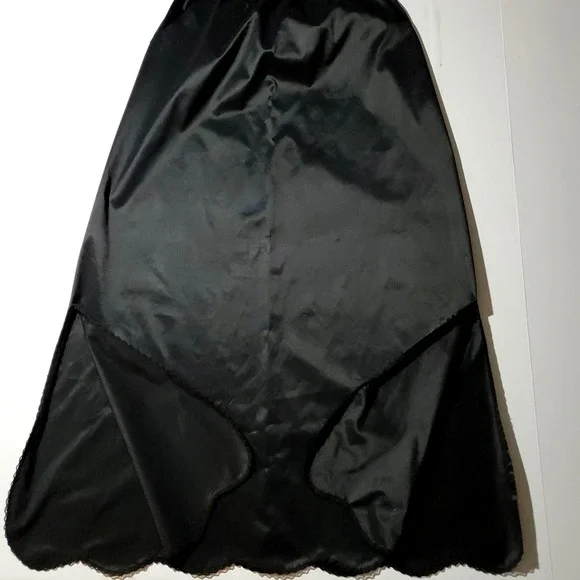 vtg VANITY FAIR Long Half Slip Skirt BLACK SATIN MAXI Nylon Lingerie USA MEDIUM - Picture 3 of 6